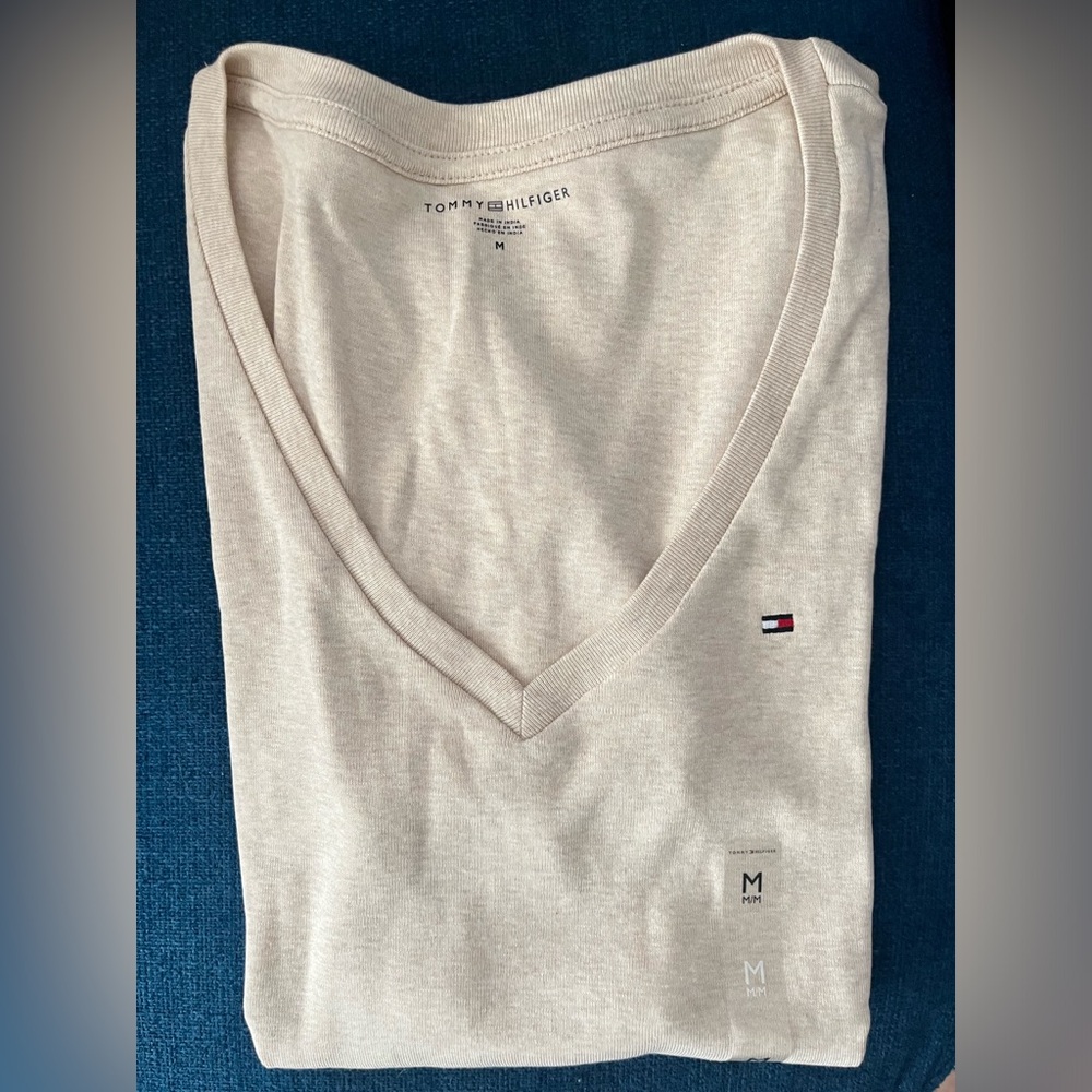 Tommy Hilfiger V Neck Short Sleeve Medium